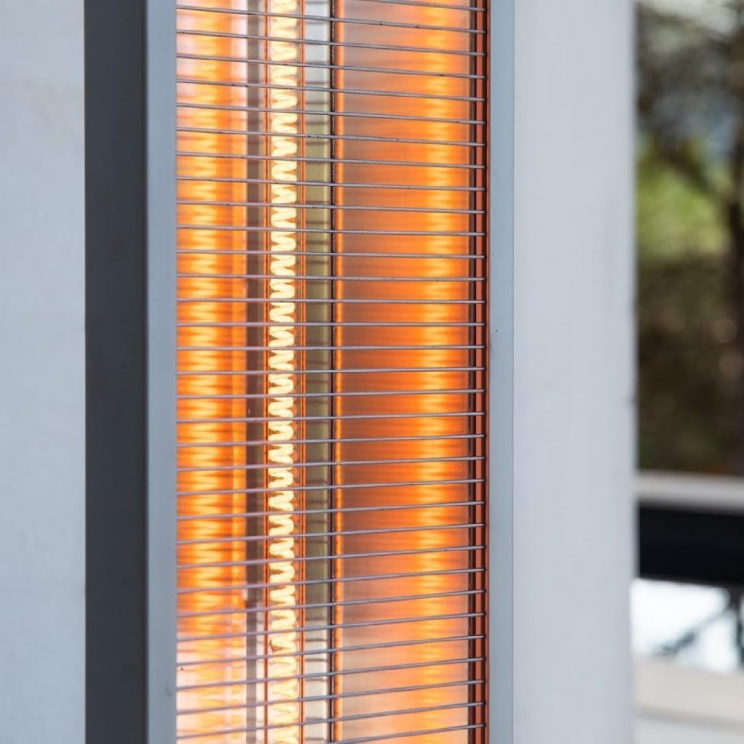 ReadyWarm 2000 Power Tower outdoor heater | Emetronix